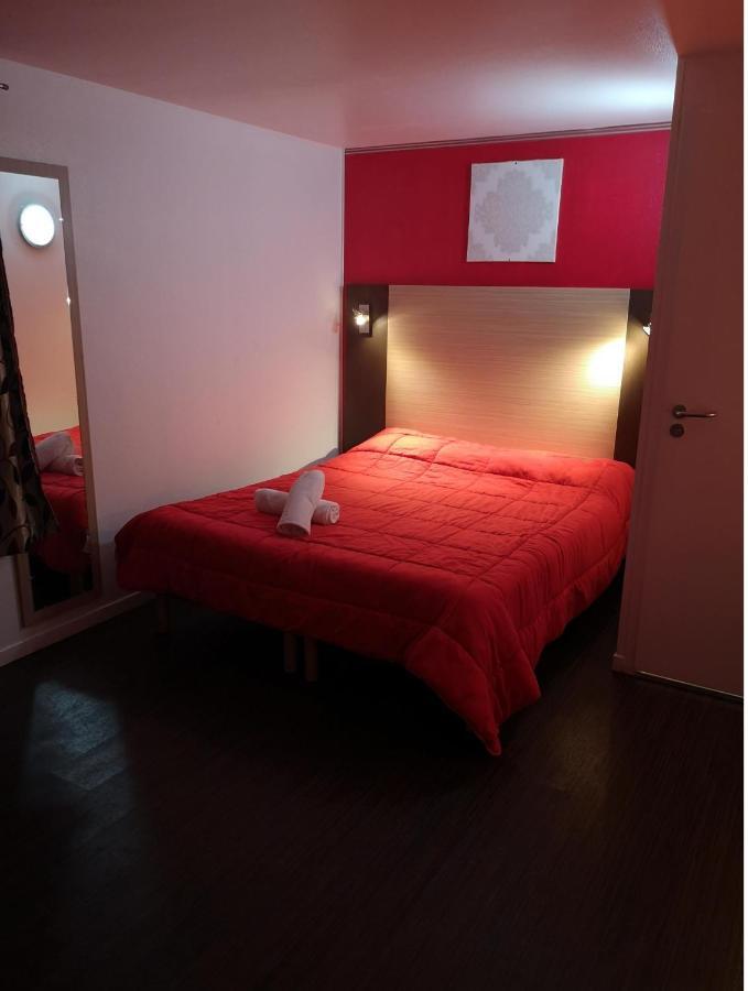 Kyriad Direct Claye-Souilly-Roissy Cdg Exterior photo